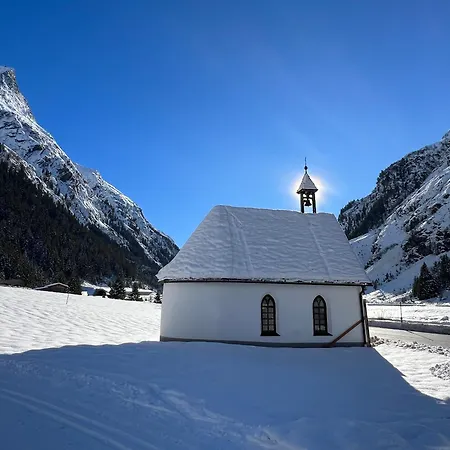 Gschloessle شقة *